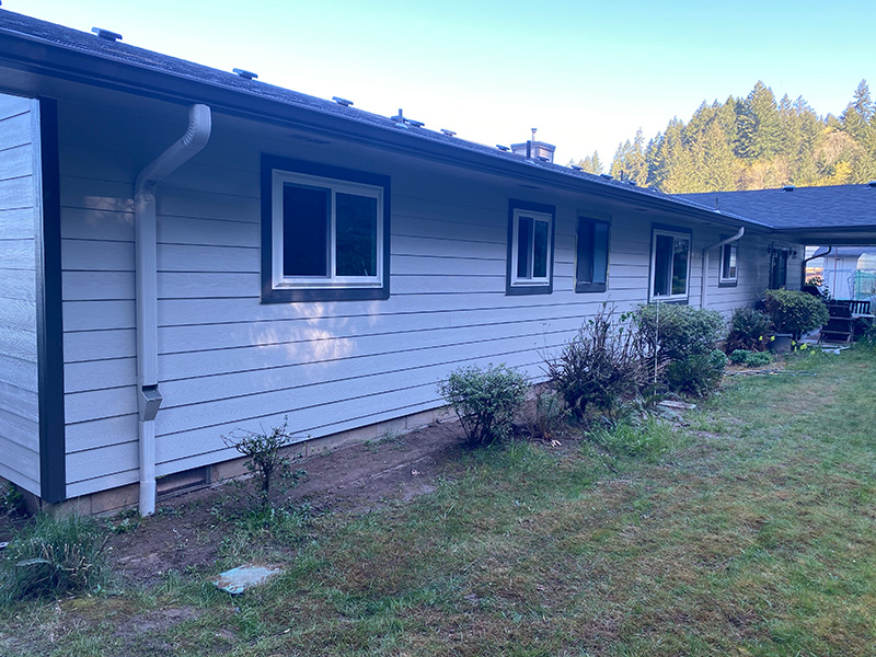 after-new-window-and-siding-installation-by-sister-siding