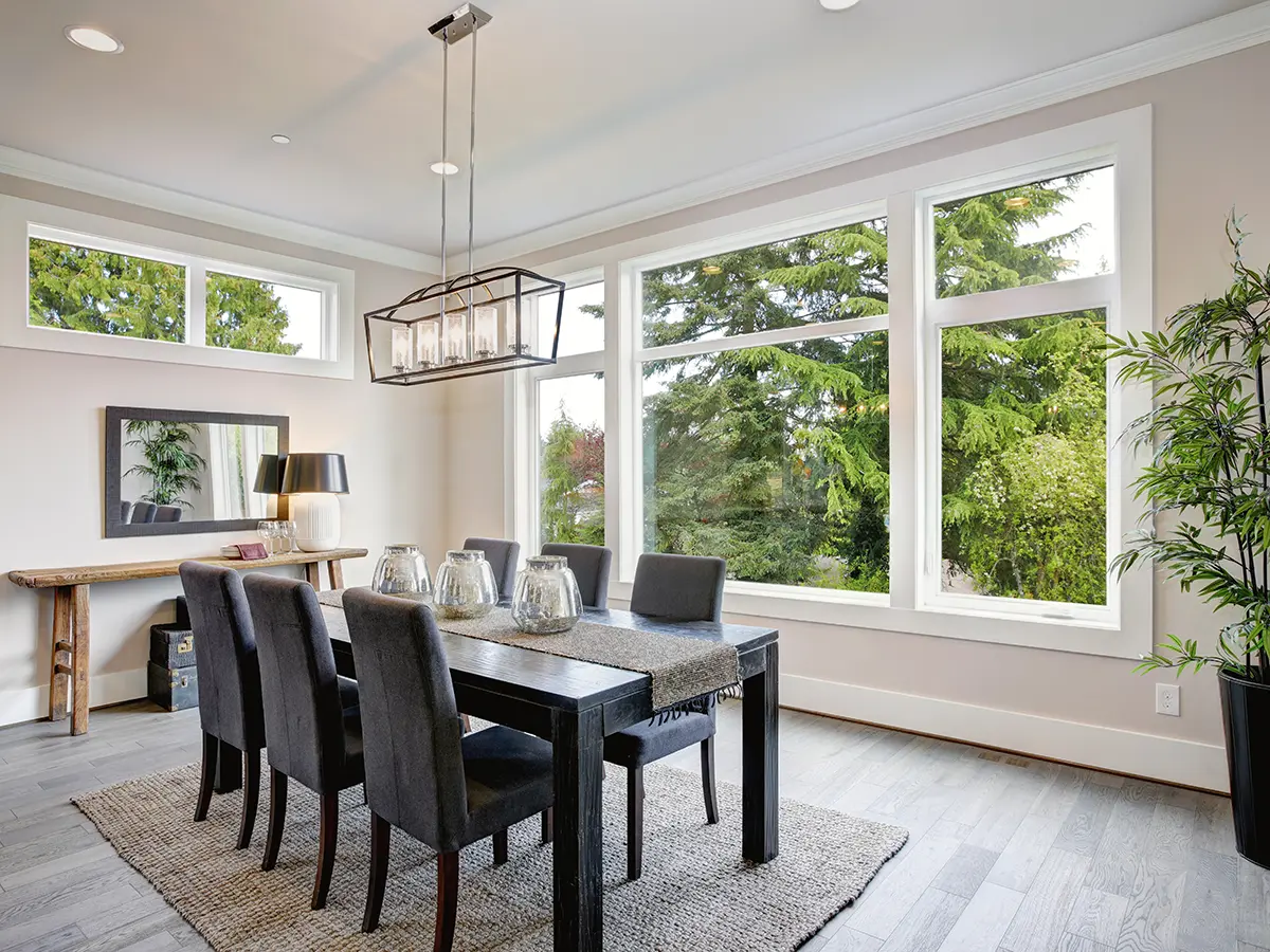 photo of a dining room with new windows | sister siding window installation